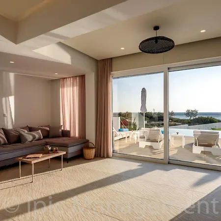 Seafront Pelagia Superb New Listing * Χανιά