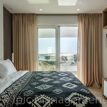 Seafront Pelagia Superb New Listing * Χανιά