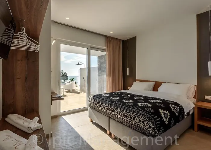 Villa Villa Pelagia A Superb Southern Stay