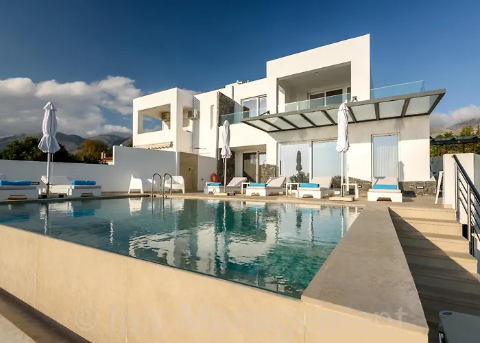 Villa Pelagia A Superb Southern Stay La Canea