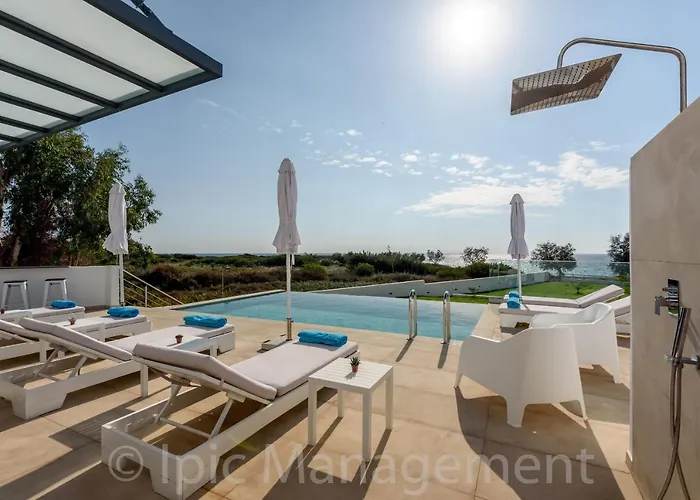 Villa Pelagia A Superb Southern Stay Villa *