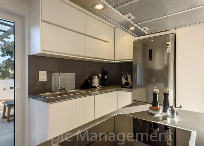 Вилла Seafront Pelagia Superb New Listing