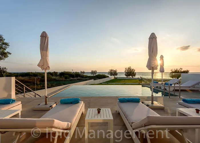 Villa Pelagia A Superb Southern Stay *