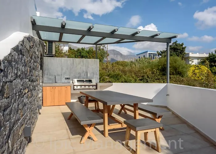 Seafront Pelagia Superb New Listing Ханья